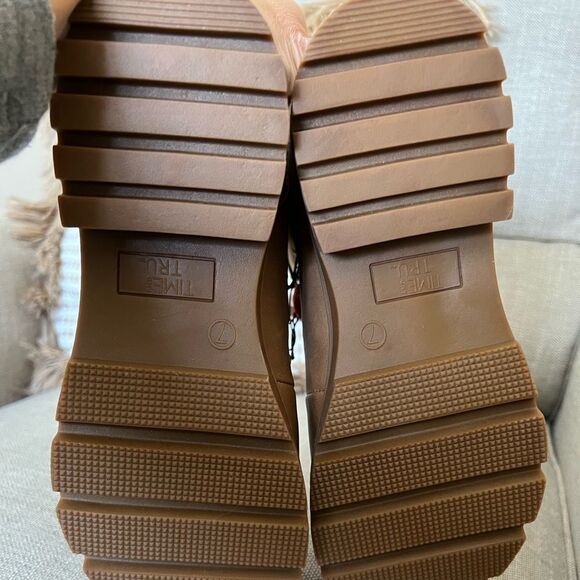 NEW lace up Boots Sz 7 Memory Foam Temperature Rated - Picture 8 of 10